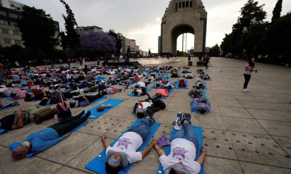 Μεξικό: Μαζική σιέστα για εκατοντάδες πολίτες για την ανάδειξη της «ανισότητας στον ύπνο»